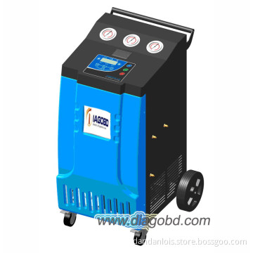 Automatic service station